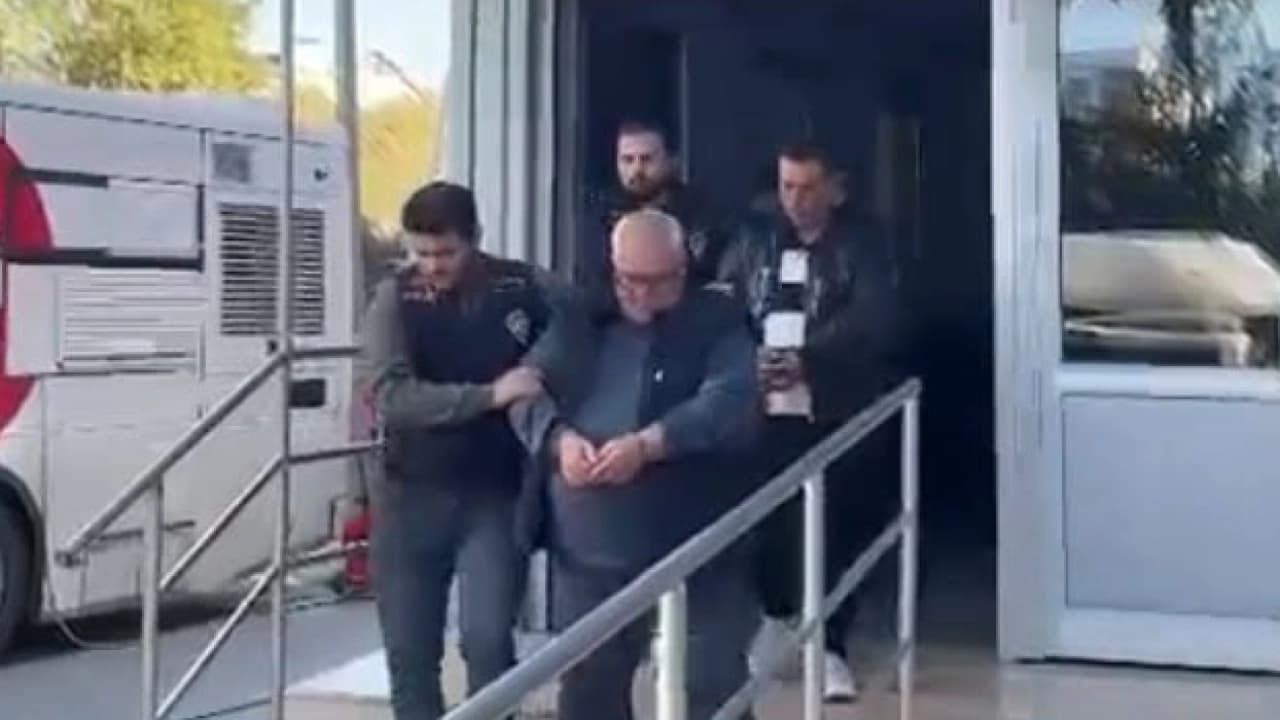 Büyükçekmece'de Sahte Savcı Operasyonu: 2 Şüpheli Tutuklandı