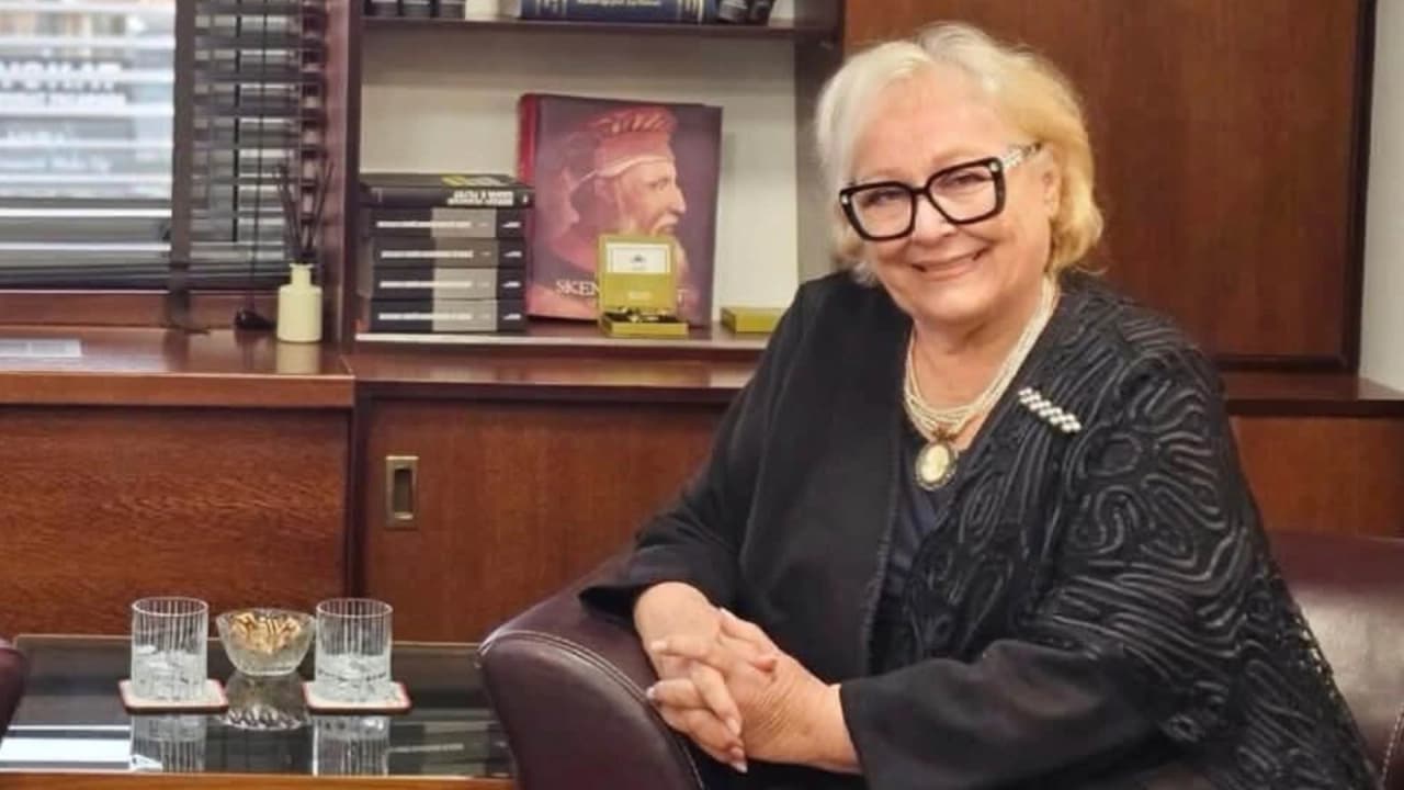 Kosova'nın Yeni Cumhurbaşkanı Justina Shiroka Pula Oldu