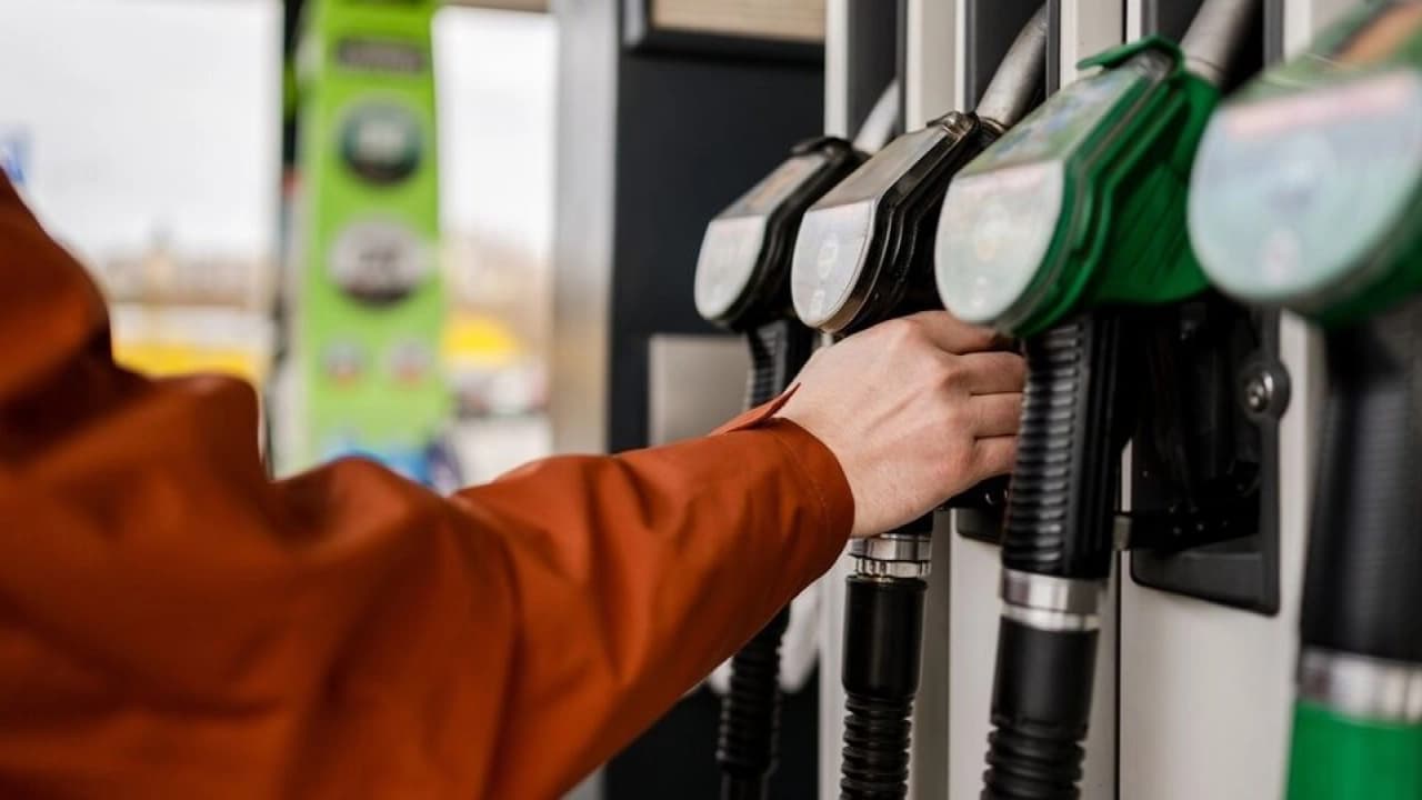 Motorine 4 lira 95 kuruş indirim: İşte 7 Ekim akaryakıt fiyatları