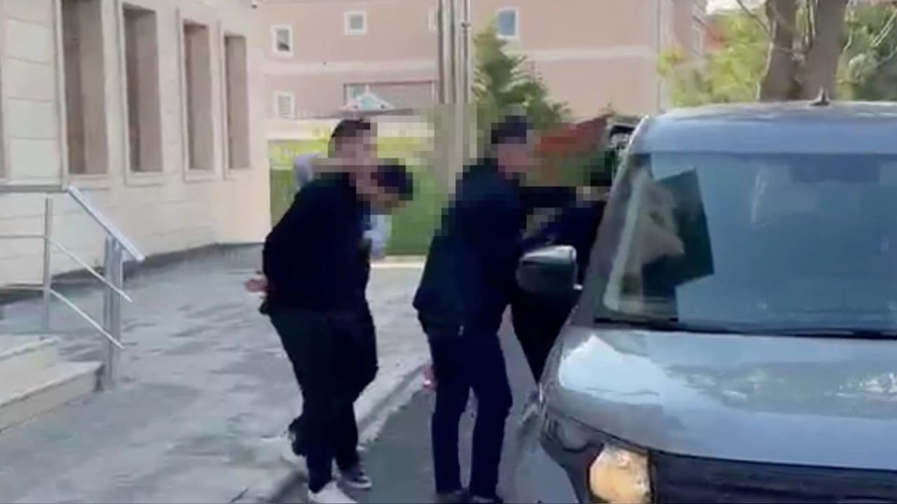 Zeytinburnu'nda tekstil atölyesinde cinayet: İki şüpheli adliyede