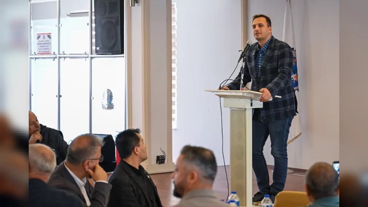Bornova Belediye Başkanı Eşki, 3. Sanayi Sitesi esnafıyla bir araya geldi