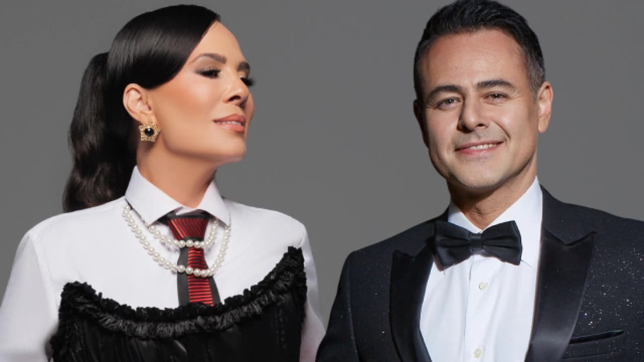 Demet Sağıroğlu ve Barbaros ortak Türkiye turnesine çıkıyor
