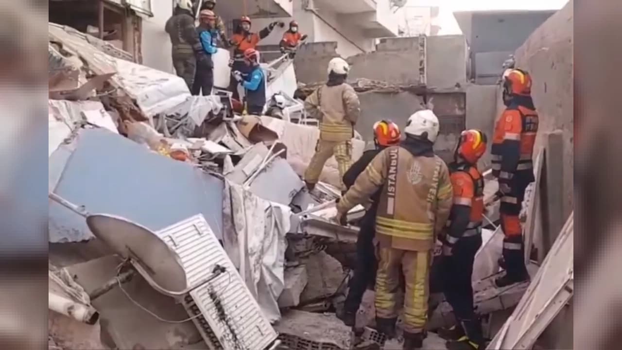 Maltepe'de 7 katlı binanın alt katlarında çökme meydana geldi