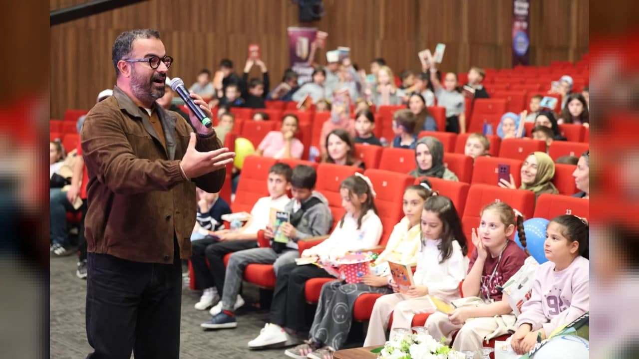 Yazar Anıl Basılı 16. Kocaeli Kitap Fuarı'nda Çocuklarla Buluştu