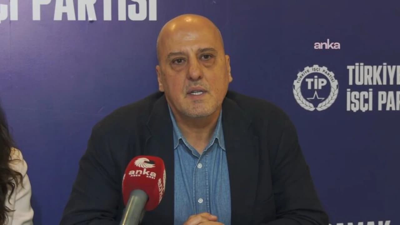 Ahmet Şık Eskişehir'de hastaneye kaldırıldı