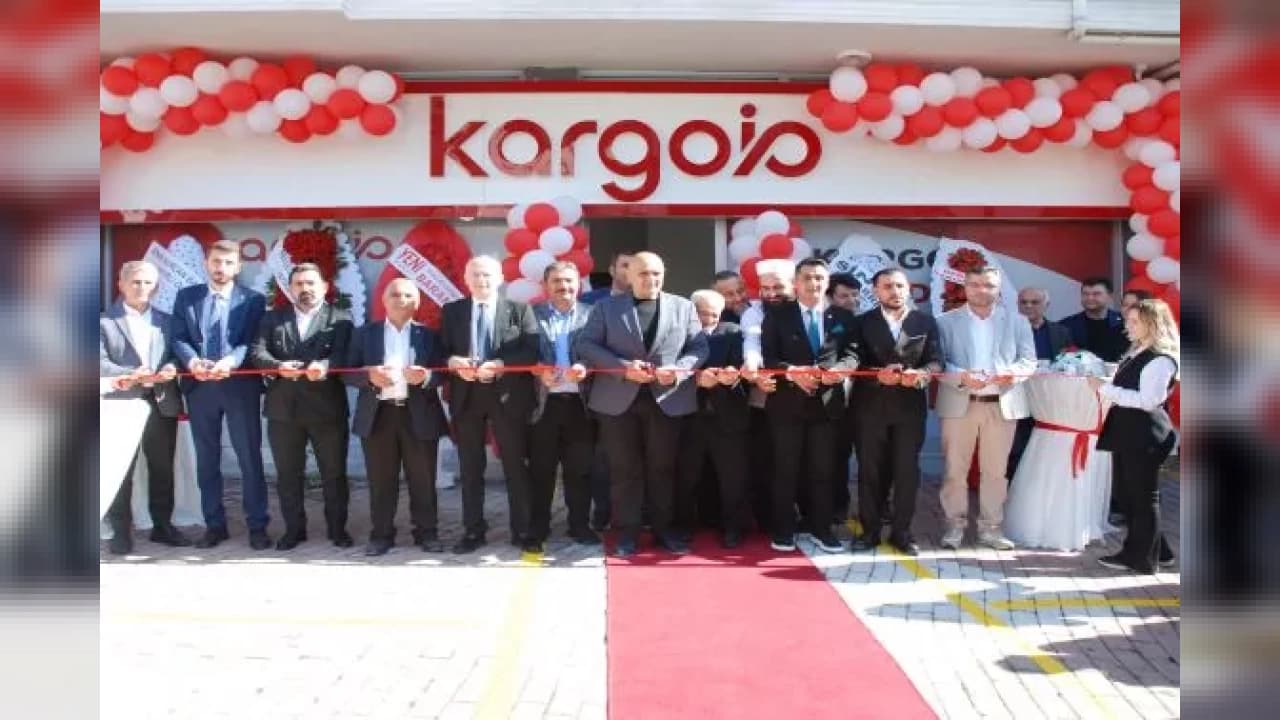 Çayırova'da Kargo Firmalarını Tek Ekranda Toplayan KARGOİO Açıldı