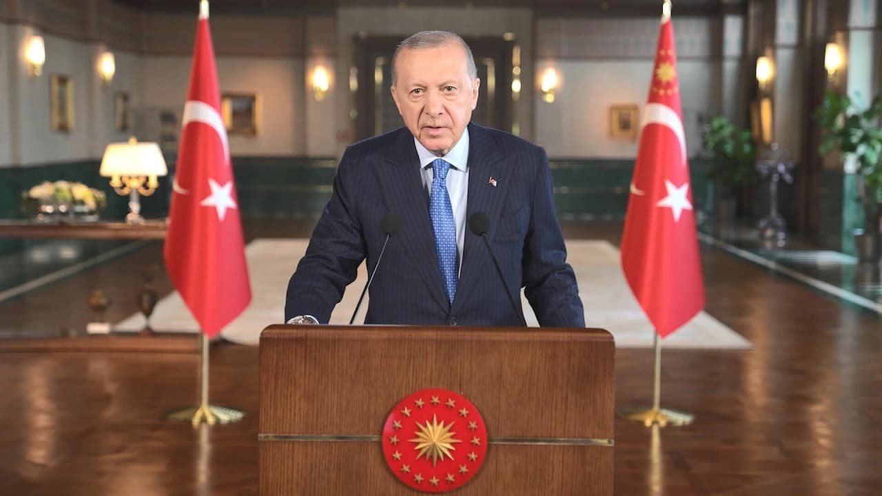 Cumhurbaşkanı Erdoğan'dan Türk Dünyası gençlerine birlik mesajı