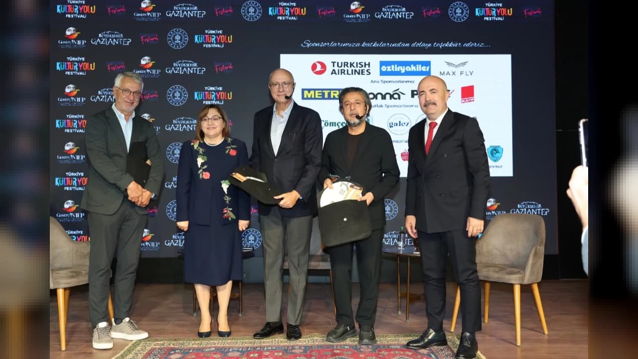 Uluslararası GastroAntep Festivali kapsamında gastronomi paneli düzenlendi
