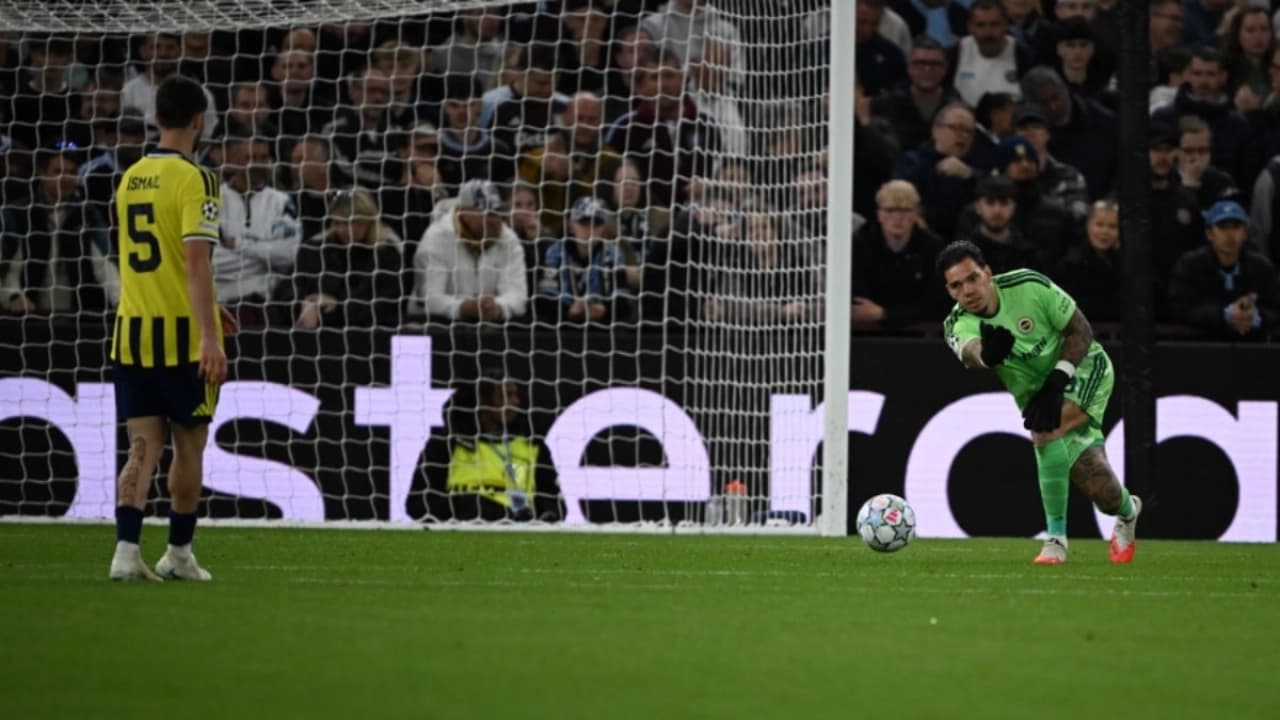 Fenerbahçe'nin 6-0'lık Mağlubiyetinde İsmail Yüksek Eleştiriliyor