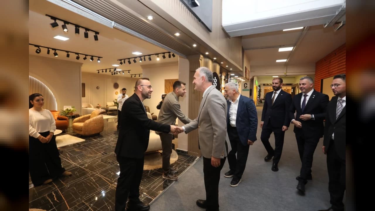 İnegöl'de Üç Oda ve Belediye Başkanı 55. MODEF EXPO'yu Ziyaret Etti