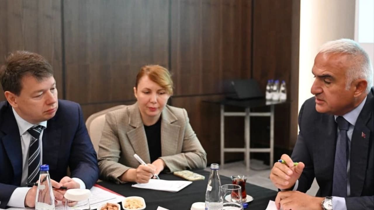 Türkiye ile Rusya Uçuşların Artırılmasını Görüştü