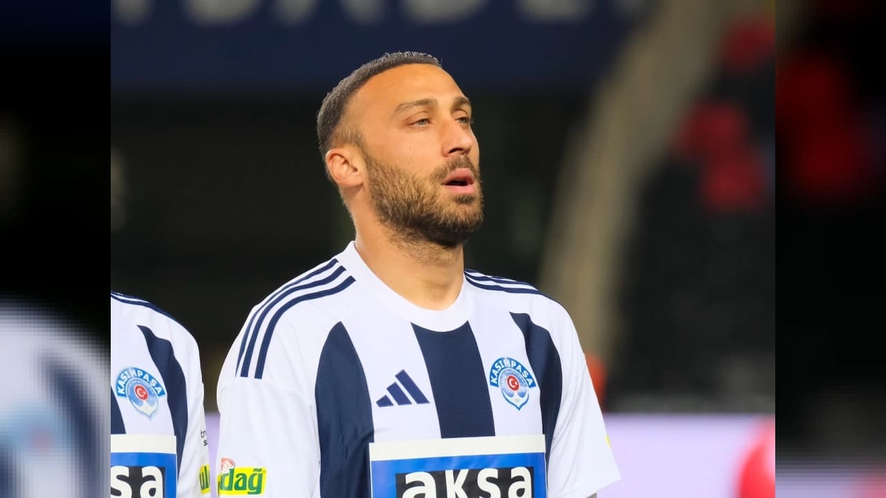 Cenk Tosun: Fenerbahçe'ye Gitmem Hataydı Ama Pişman Değilim