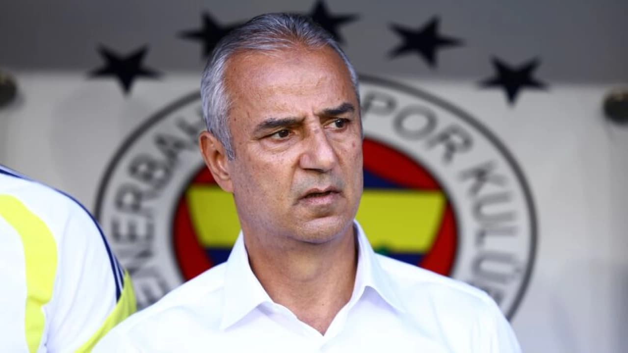 Fenerbahçe Süper Lig'in 8. Haftasında Alanyaspor'u Konuk Ediyor
