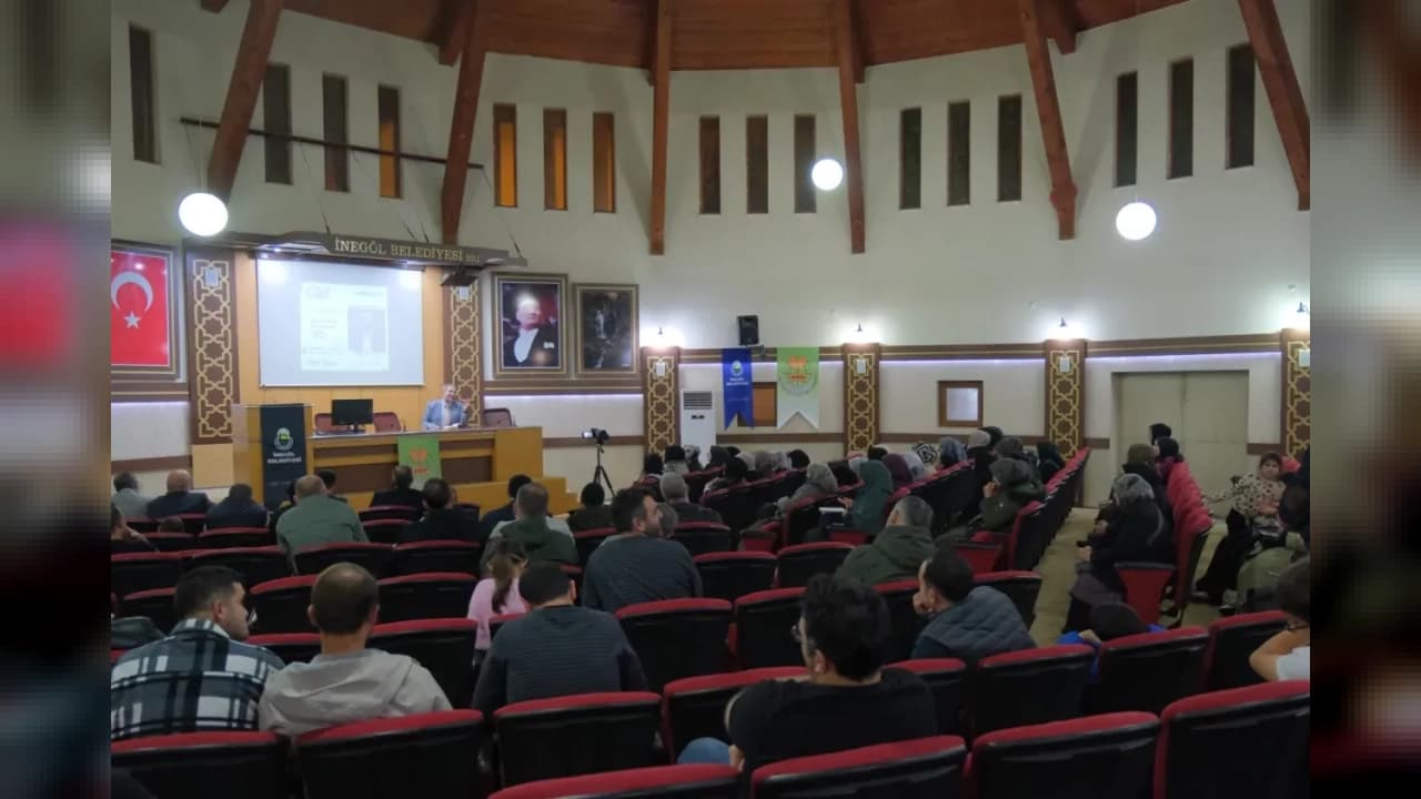 İnegöl'de Aile Okulu Seminerleri Sürüyor