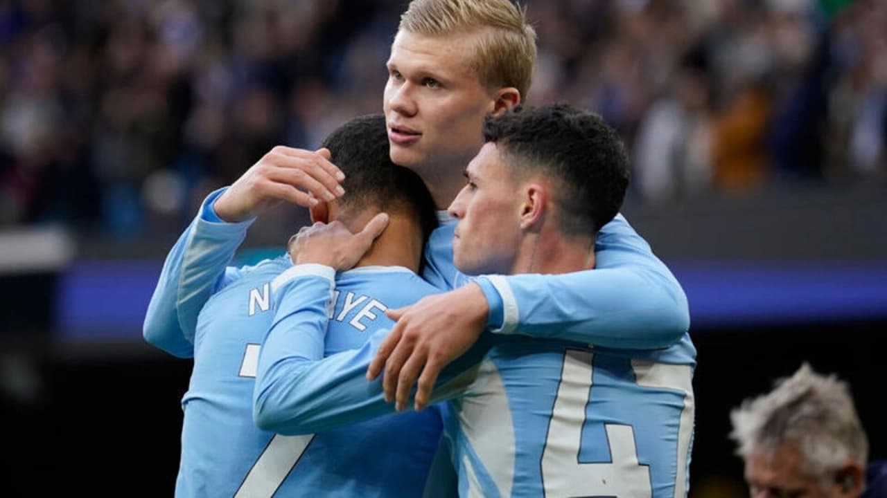 Manchester City sahasında Ipswich Town'u 3-2 mağlup etti
