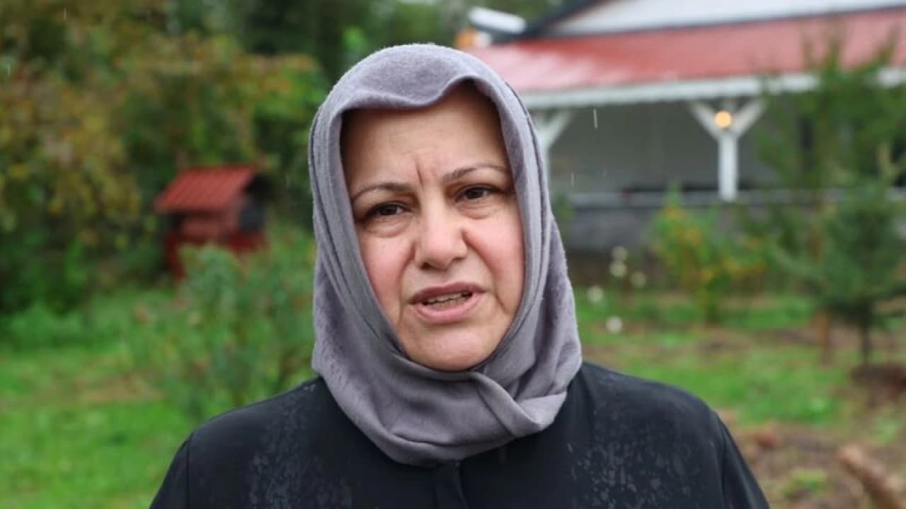 Sakarya'da sağanak nedeniyle dere taştı, ev ve bahçede hasar oluştu