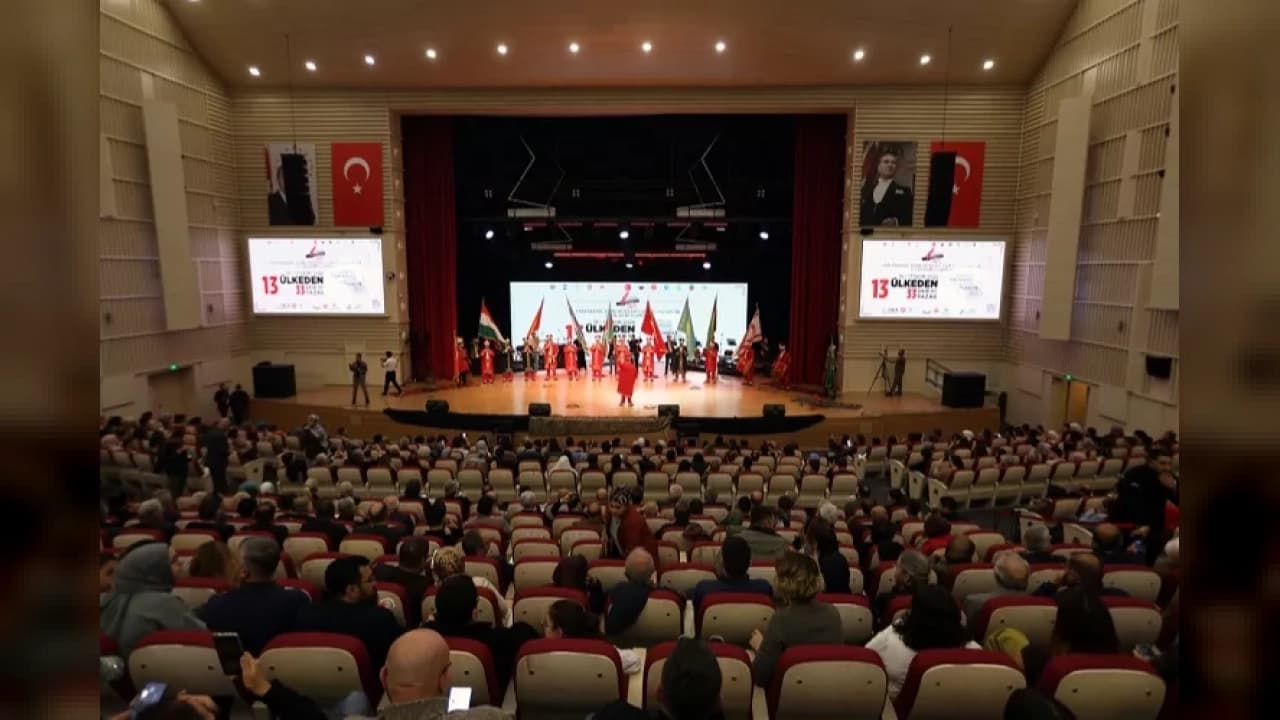 Talas Türk Dünyası Şair ve Yazarlar Buluşması Başladı