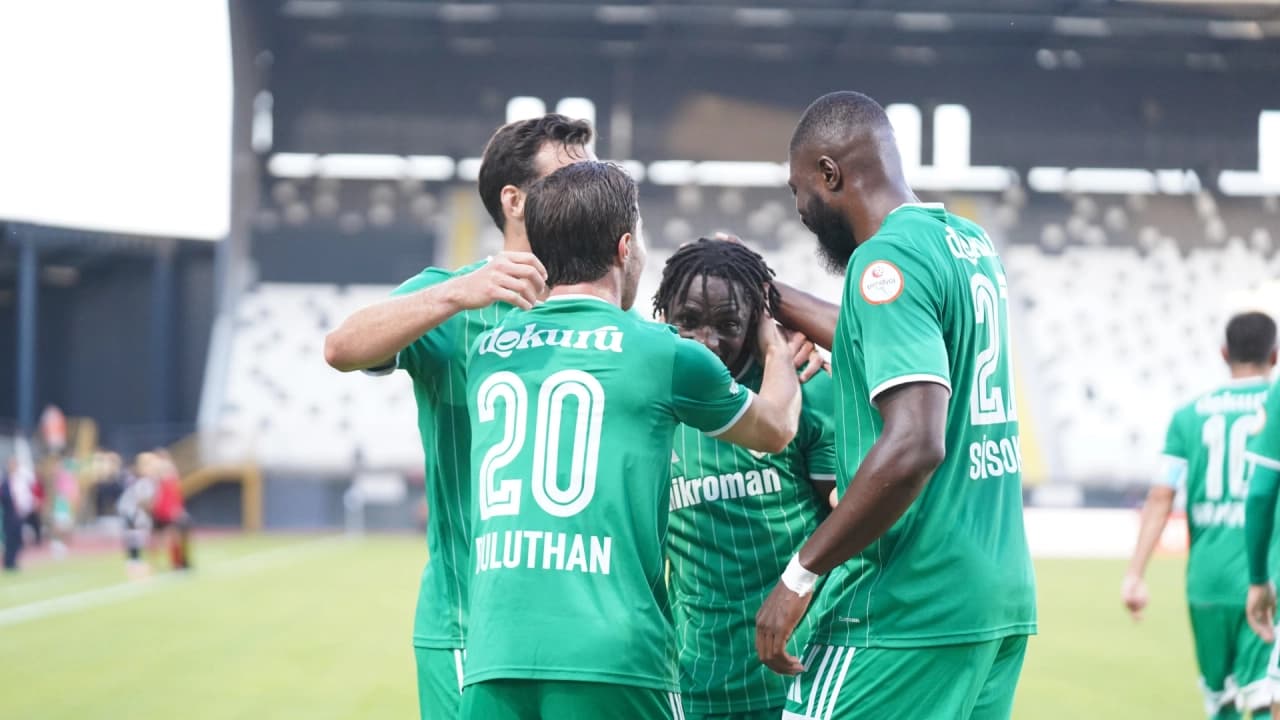 Muğlaspor Deplasmanda Manisa FK'yi 4-3 Mağlup Etti