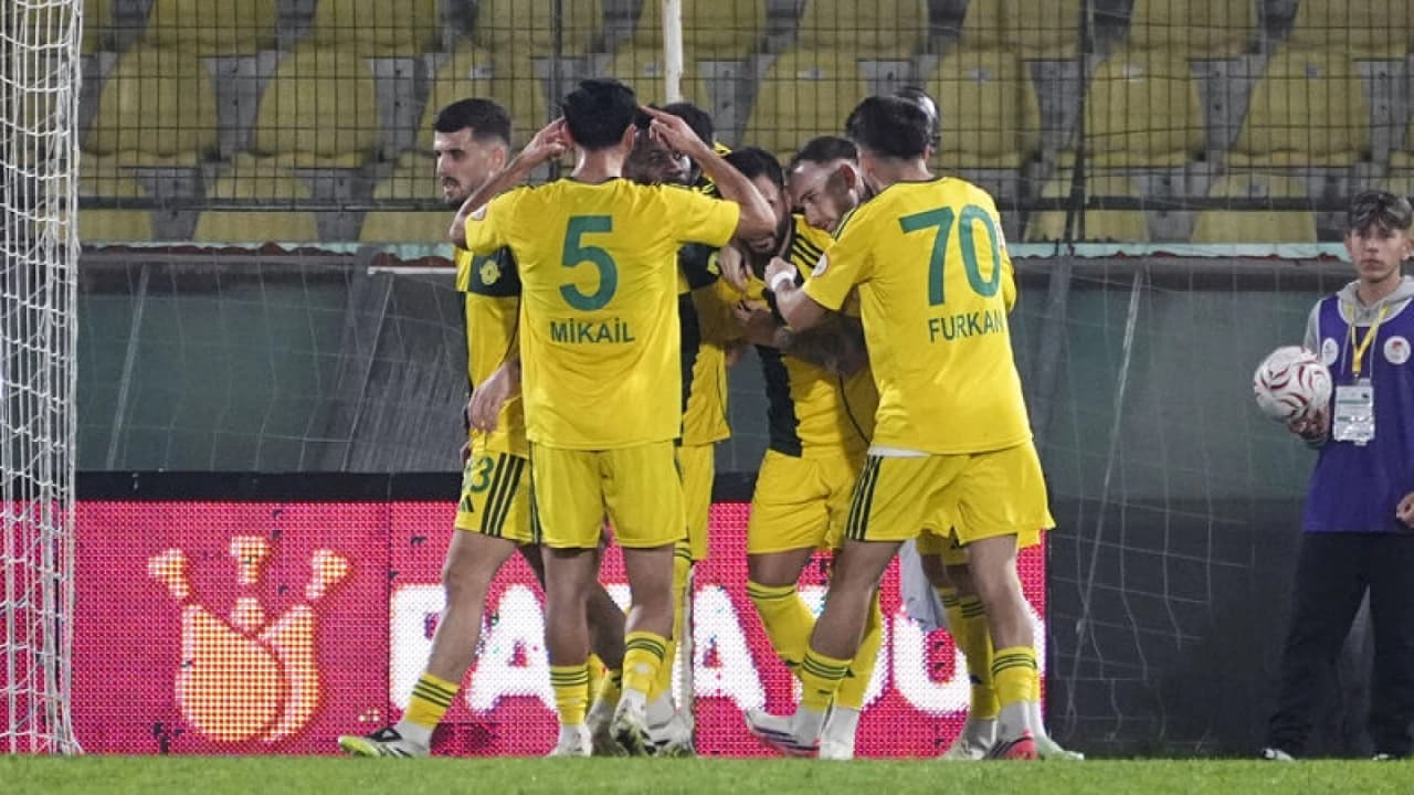 Esenler Erokspor, Mardin 1969 Spor'u 4-2 mağlup etti