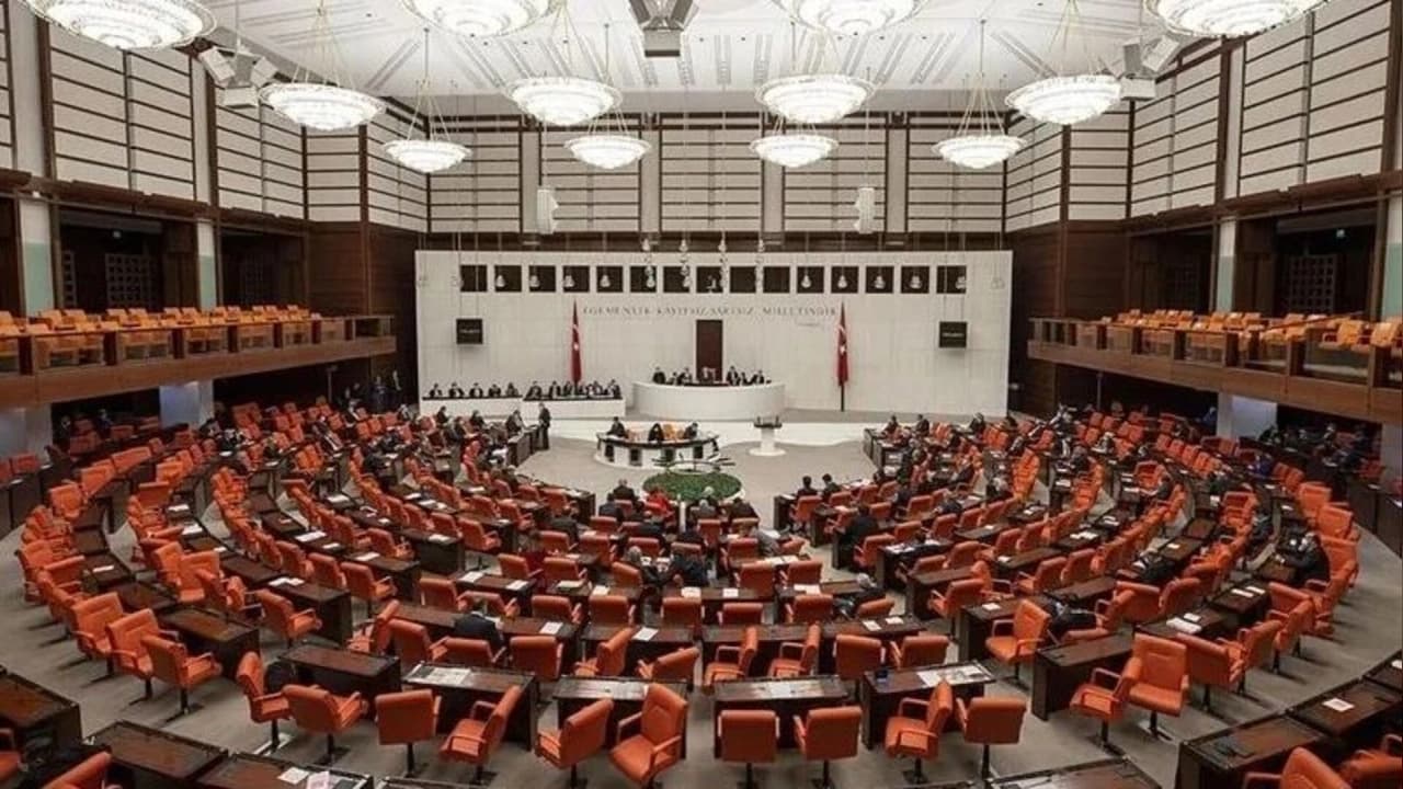 TBMM'de Yatırım Fonları ve Kızılay Kanun Teklifleri Görüşülecek