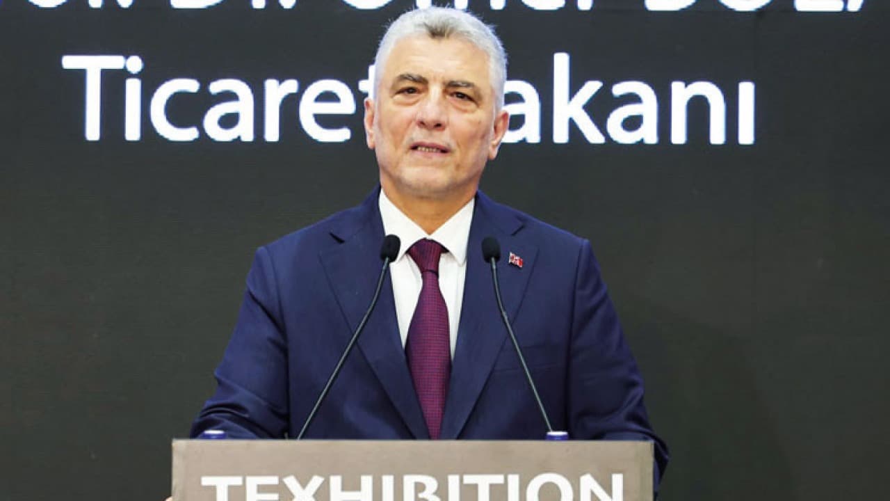 Ticaret Bakanı Bolat'tan Açıklama: Türkiye Küresel Bir Üretim ve Fuar Üssü Konumunda